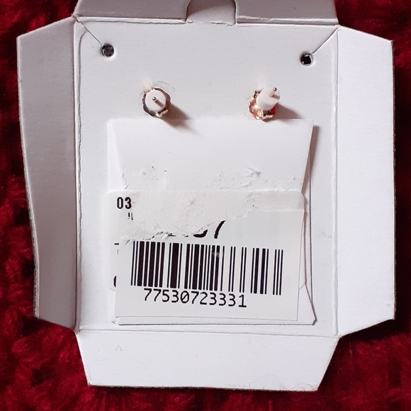 10K Gold Genuine Pearl Earrings NWT - Picture 3 of 3